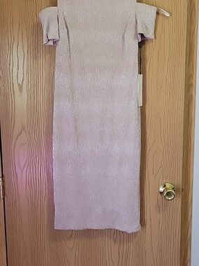 Calvin Klein Dress Cold Shoulder Sleeve Silver Sparkles Size 4 NWT Retail $129